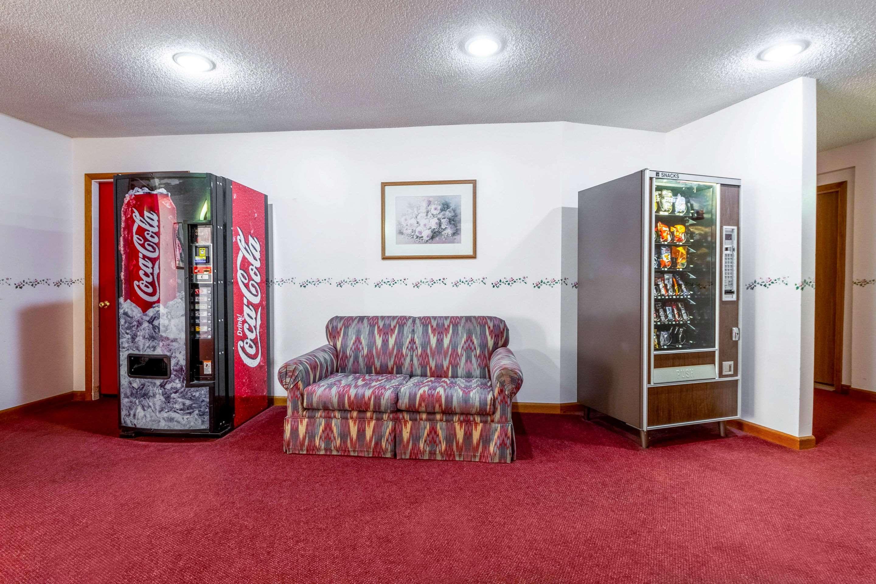 Econo Lodge Lakeshore Manistique Exteriér fotografie