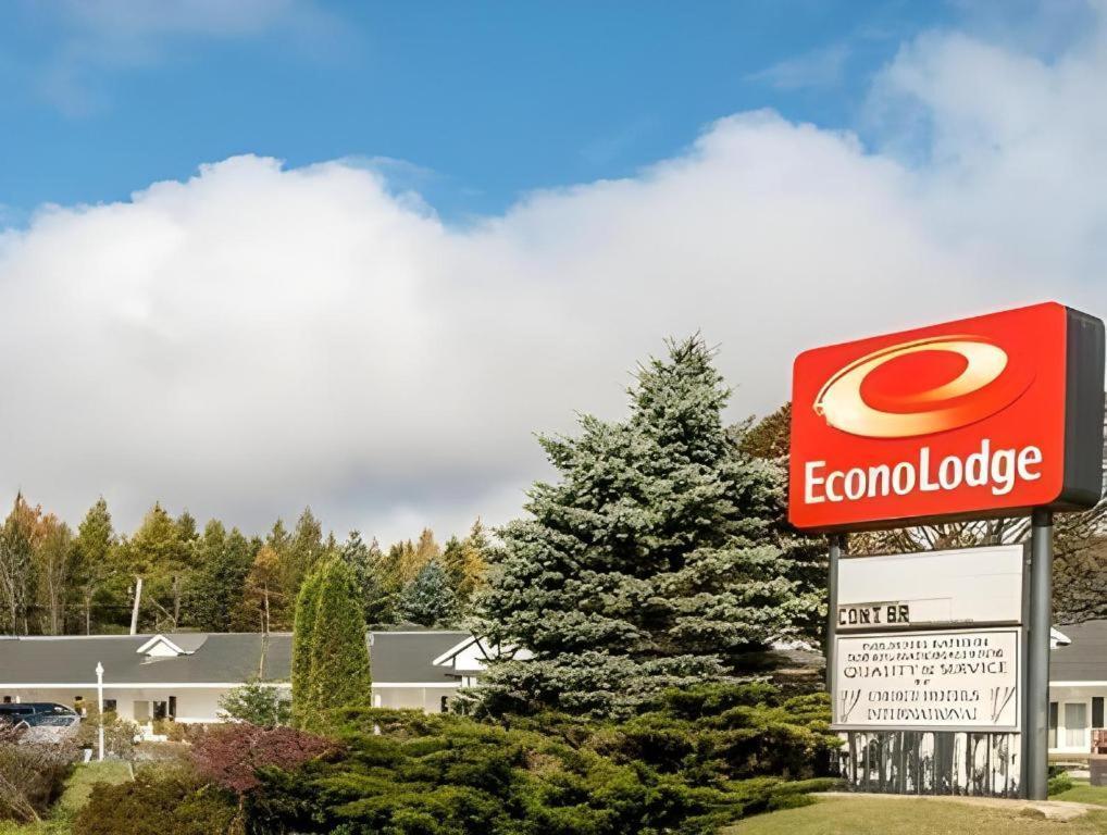 Econo Lodge Lakeshore Manistique Exteriér fotografie