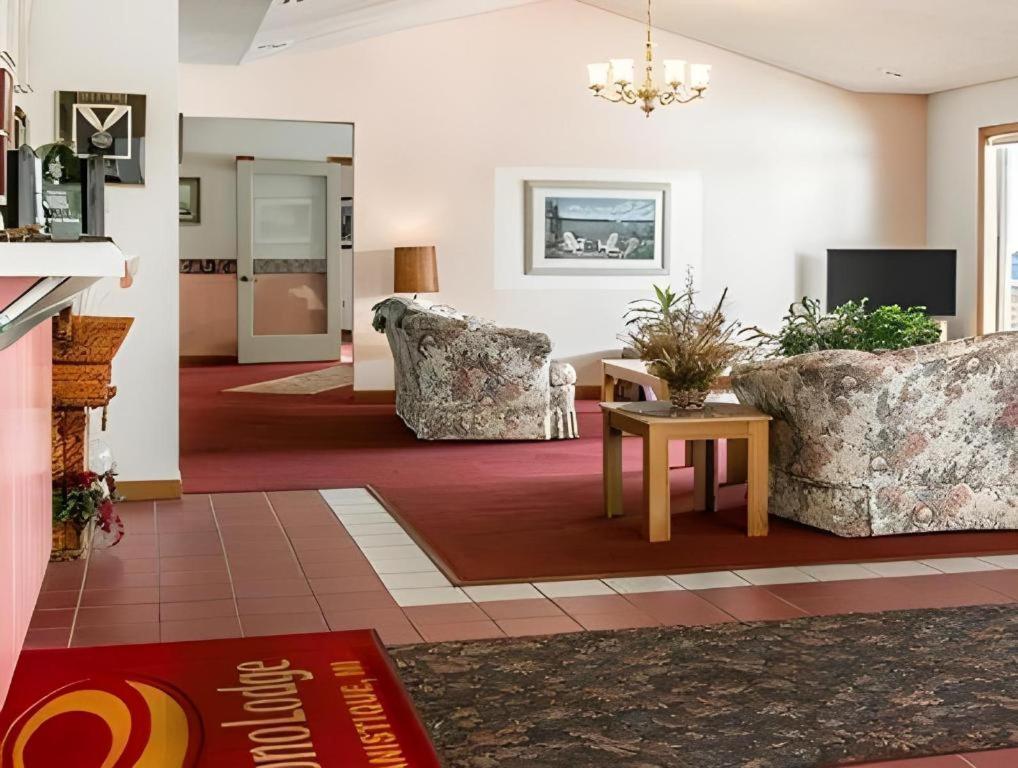 Econo Lodge Lakeshore Manistique Exteriér fotografie